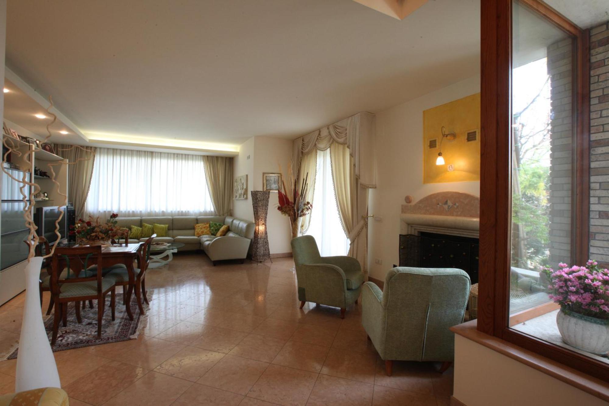Villa Gioia Rooms Montegranaro Exterior foto