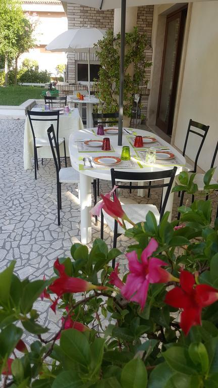 Villa Gioia Rooms Montegranaro Exterior foto